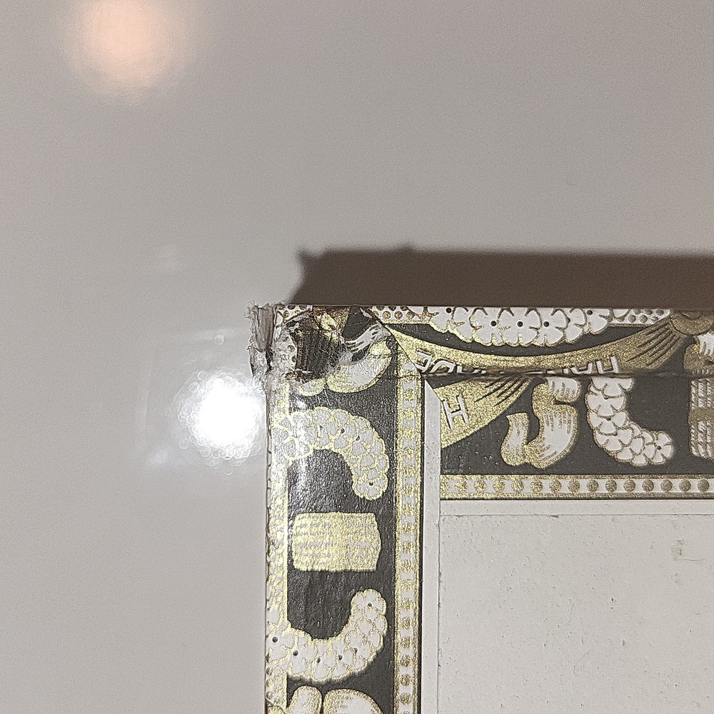 Pre-owned Empty Arturo Fuente Cigar Boxes (2) - Picture 14 of 16